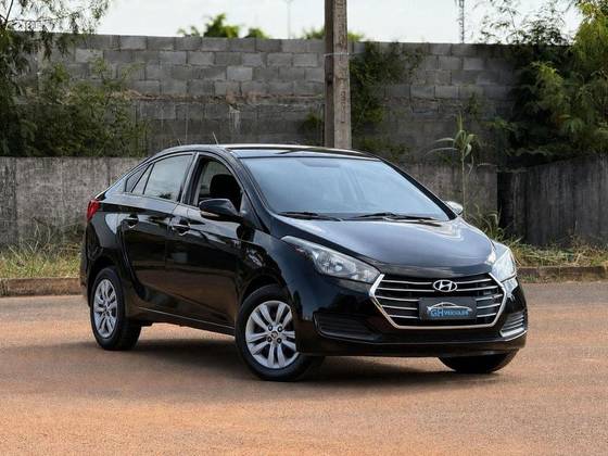 HYUNDAI HB20S 1.0 COMFORT PLUS 12V FLEX 4P MANUAL