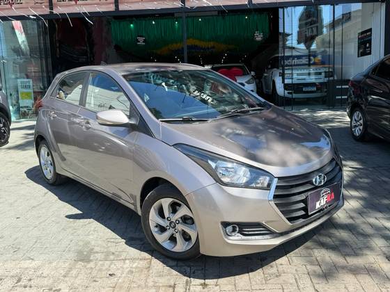HYUNDAI HB20S 1.6 COMFORT STYLE 16V FLEX 4P MANUAL
