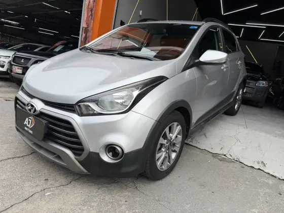 HYUNDAI HB20X 1.6 16V STYLE FLEX 4P AUTOMÁTICO