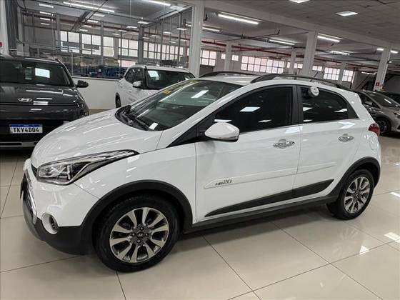 HYUNDAI HB20X 1.6 16V PREMIUM FLEX 4P AUTOMÁTICO