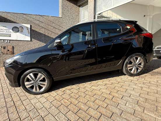 HYUNDAI-IX35-2.0 MPFI GL 16V FLEX 4P AUTOMÁTICO HYUNDAI-IX35-2016