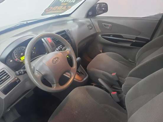 HYUNDAI-TUCSON-2010