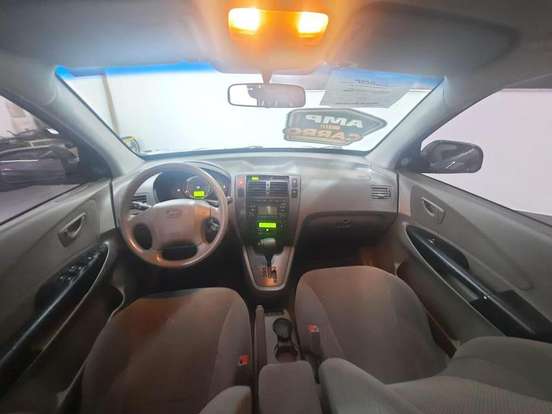 HYUNDAI-TUCSON-2.0 MPFI GL 16V 142CV 2WD GASOLINA 4P AUTOMÁTICO HYUNDAI-TUCSON-2010