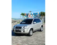 HYUNDAI TUCSON 2.0 MPFI GL 16V 142CV 2WD GASOLINA 4P MANUAL HYUNDAI TUCSON 2.0 MPFI GL 16V 142CV 2WD GASOLINA 4P MANUAL