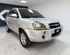 HYUNDAI TUCSON 2.0 MPFI GLS 16V 143CV 2WD FLEX 4P AUTOMÁTICO HYUNDAI TUCSON 2.0 MPFI GLS 16V 143CV 2WD FLEX 4P AUTOMÁTICO