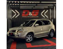 HYUNDAI TUCSON 2.0 MPFI GLS 16V 143CV 2WD GASOLINA 4P AUTOMÁTICO HYUNDAI TUCSON 2.0 MPFI GLS 16V 143CV 2WD GASOLINA 4P AUTOMÁTICO