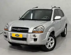 HYUNDAI TUCSON 2.0 MPFI GLS BASE 16V 143CV 2WD FLEX 4P AUTOMÁTICO HYUNDAI TUCSON 2.0 MPFI GLS BASE 16V 143CV 2WD FLEX 4P AUTOMÁTICO