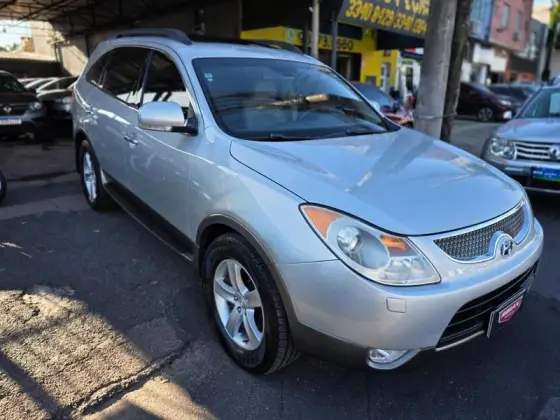HYUNDAI VERACRUZ 3.8 GLS 4WD 4X4 V6 24V GASOLINA 4P AUTOMÁTICO