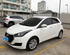 HYUNDAI HB20 1.6 COMFORT PLUS 16V FLEX 4P AUTOMÁTICO HYUNDAI HB20 1.6 COMFORT PLUS 16V FLEX 4P AUTOMÁTICO