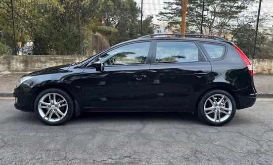 HYUNDAI-I30 CW-2011