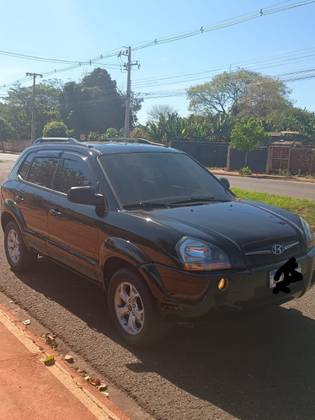 HYUNDAI TUCSON 2.0 MPFI GL 16V 142CV 2WD GASOLINA 4P AUTOMÁTICO
