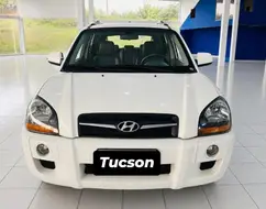 HYUNDAI TUCSON 2.0 MPFI GLS 16V 143CV 2WD FLEX 4P AUTOMÁTICO HYUNDAI TUCSON 2.0 MPFI GLS 16V 143CV 2WD FLEX 4P AUTOMÁTICO