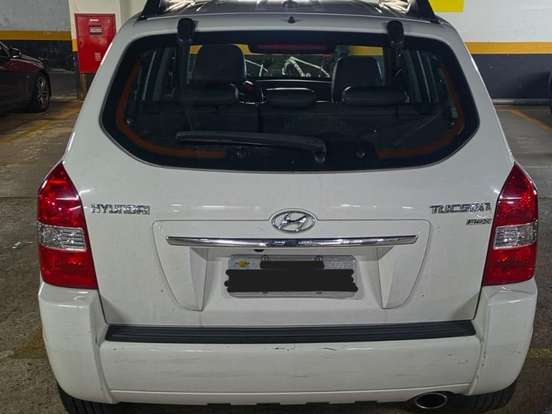 HYUNDAI-TUCSON-2.0 MPFI GLS 16V 143CV 2WD FLEX 4P AUTOMÁTICO HYUNDAI-TUCSON-2015