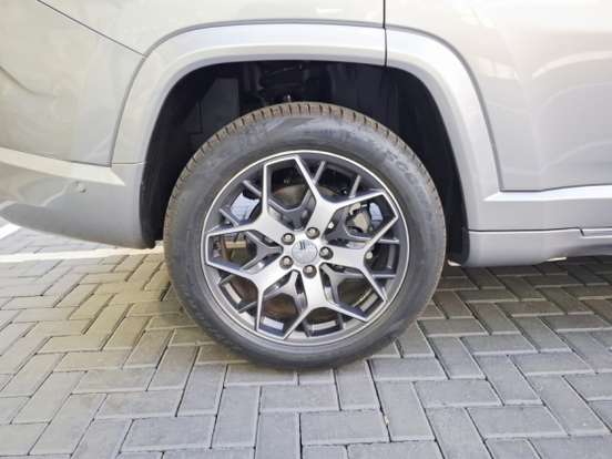JEEP-COMMANDER-1.3 T270 TURBO FLEX OVERLAND AT6 JEEP-COMMANDER-2025