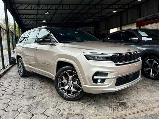 JEEP-COMMANDER-2025