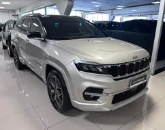 JEEP COMMANDER 1.3 T270 TURBO FLEX OVERLAND AT6 JEEP COMMANDER 1.3 T270 TURBO FLEX OVERLAND AT6