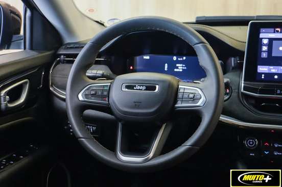 JEEP-COMMANDER-2023