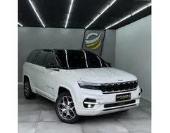 JEEP COMMANDER 2.0 TD380 TURBO DIESEL OVERLAND AT9 JEEP COMMANDER 2.0 TD380 TURBO DIESEL OVERLAND AT9
