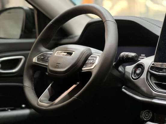 JEEP-COMPASS-2025