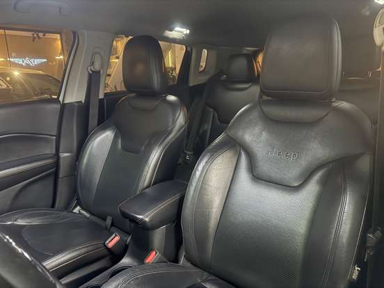 JEEP-COMPASS-2020