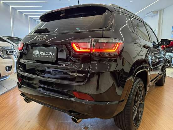 JEEP-COMPASS-2.0 HURRICANE 4 TURBO GASOLINA BLACKHAWK AT9 JEEP-COMPASS-2024