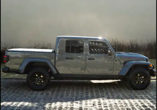 JEEP-GLADIATOR-2022