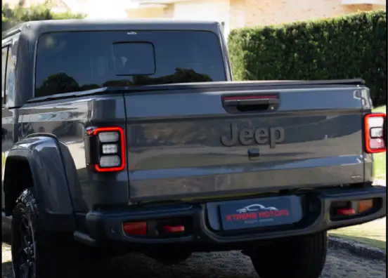 JEEP-GLADIATOR-2022