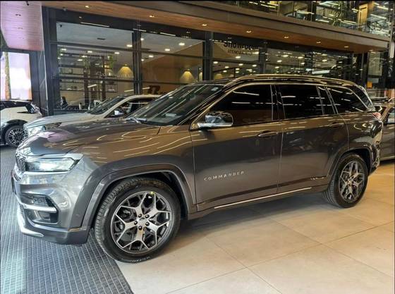 JEEP COMMANDER 2.0 TD380 TURBO DIESEL OVERLAND AT9