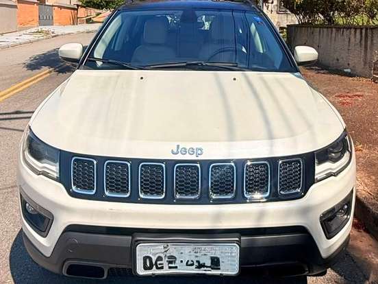 JEEP-COMPASS-2.0 16V DIESEL LONGITUDE 4X4 AUTOMÁTICO JEEP-COMPASS-2018