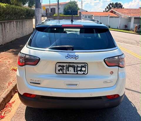 JEEP-COMPASS-2.0 16V DIESEL LONGITUDE 4X4 AUTOMÁTICO JEEP-COMPASS-2018