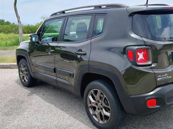JEEP-RENEGADE-2.0 16V TURBO DIESEL 75 ANOS 4P 4X4 AUTOMÁTICO JEEP-RENEGADE-2016