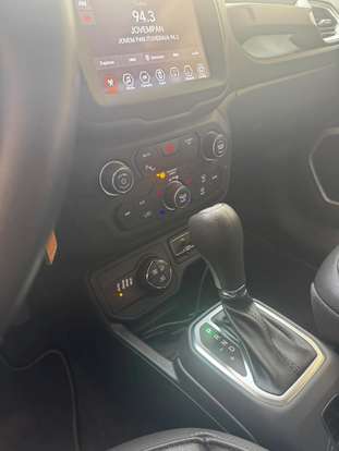 JEEP-RENEGADE-2019