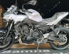 KAWASAKI Z650 ABS KAWASAKI Z650 ABS