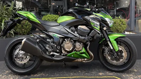 KAWASAKI Z800 ABS 