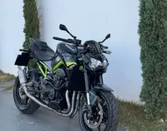 KAWASAKI Z900 KAWASAKI Z900