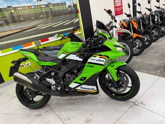 KAWASAKI NINJA ZX-4R 