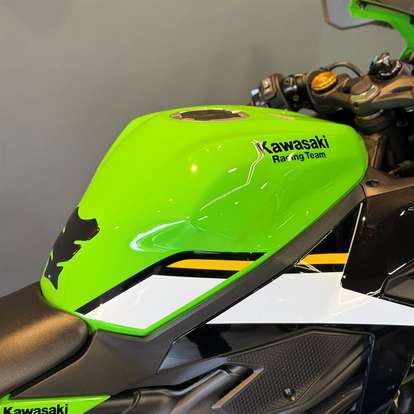 KAWASAKI-NINJA ZX-4R-2024