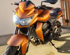 KAWASAKI Z-750 KAWASAKI Z-750