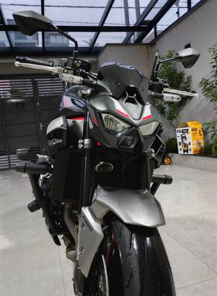KAWASAKI Z900 