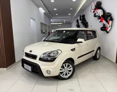KIA SOUL 1.6 EX 16V FLEX 4P MANUAL KIA SOUL 1.6 EX 16V FLEX 4P MANUAL