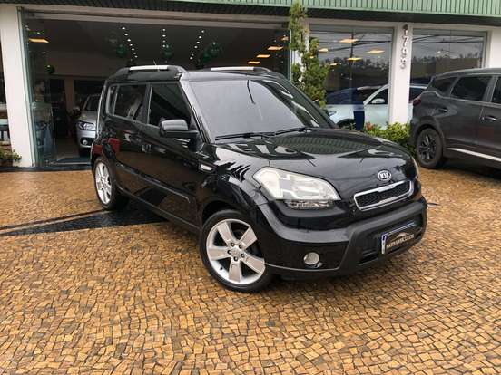 KIA-SOUL-2010