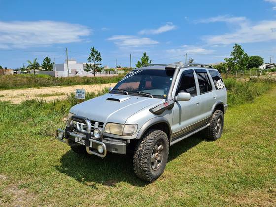 KIA SPORTAGE 2.0 DLX GRAND 4X4 TURBO INTERCOOLER DIESEL 4P MANUAL