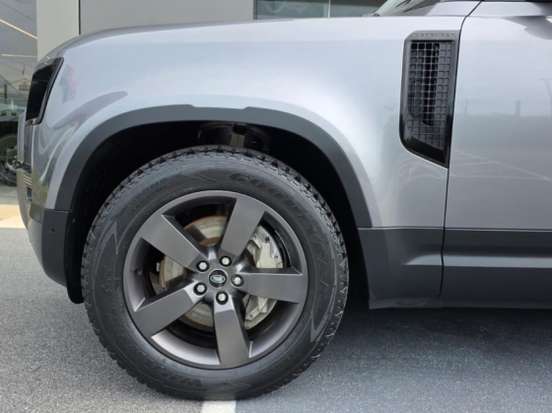 LAND ROVER-DEFENDER-2024