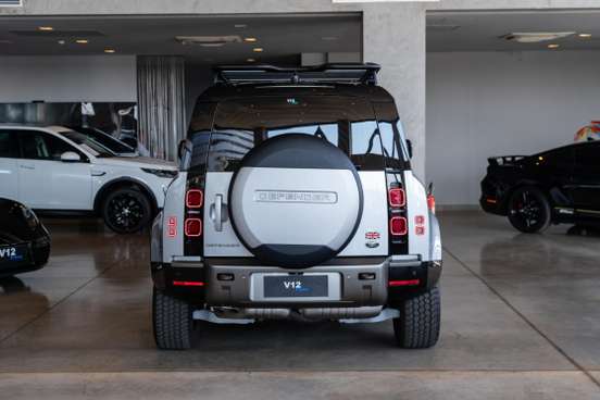 LAND ROVER-DEFENDER-2023