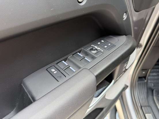 LAND ROVER-DEFENDER-3.0 D300 TURBO DIESEL MHEV 130 OUTBOUND AWD AUTOMÁTICO LAND ROVER-DEFENDER-2023