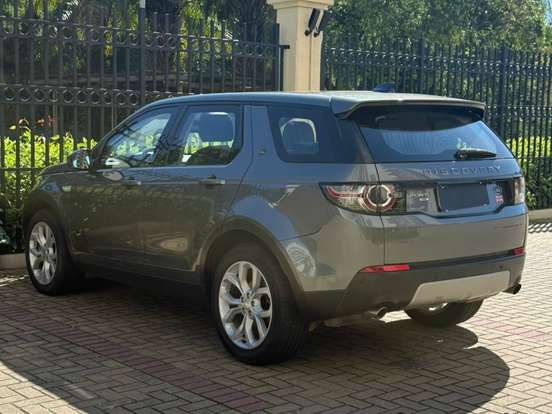 LAND ROVER-DISCOVERY SPORT-2.0 16V SI4 TURBO GASOLINA HSE 4P AUTOMÁTICO LAND ROVER-DISCOVERY SPORT-2017