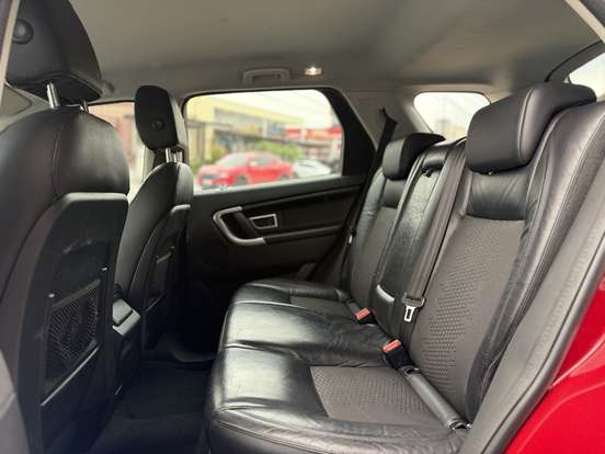 LAND ROVER-DISCOVERY SPORT-2017