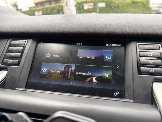 LAND ROVER-DISCOVERY SPORT-2017