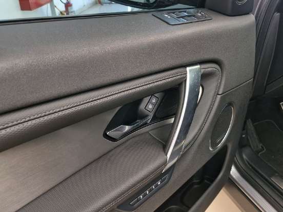 LAND ROVER-DISCOVERY SPORT-2024