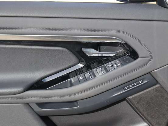 LAND ROVER-RANGE ROVER EVOQUE-2.0 P250 FLEX R-DYNAMIC SE AWD AUTOMÁTICO LAND ROVER-RANGE ROVER EVOQUE-2020